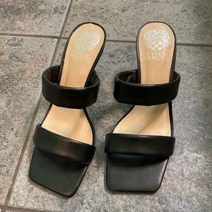 Vince camuto Aslee square front heels